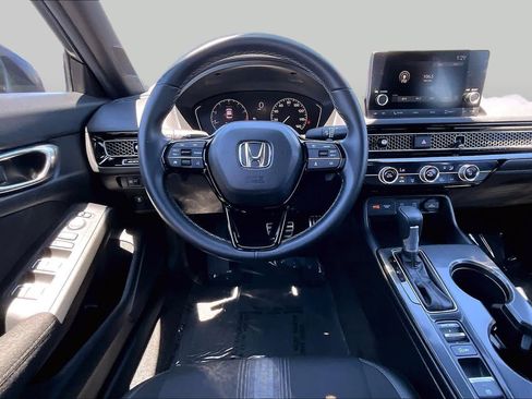 Used 2025 Honda Civic Sport image 5