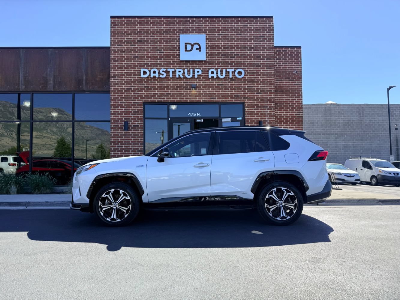 Used 2023 Toyota RAV4 XSE w/ Weather Package AWD/4WD image 5