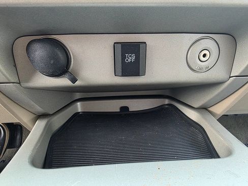 Used 2011 Ford Escape XLT image 25