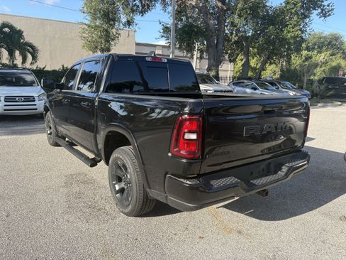 Used 2025 RAM 1500 Big Horn RWD image 5