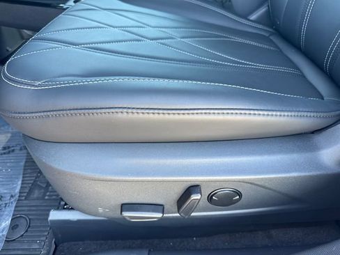 Used 2025 Ford Mustang Mach-E Select w/ Comfort Package Lite image 19