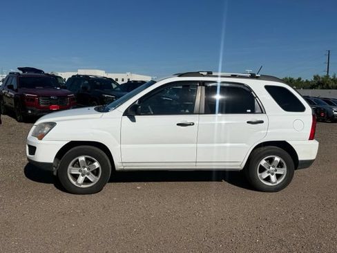 Used 2010 Kia Sportage LX AWD/4WD image 2