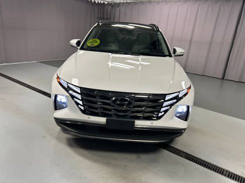 Used 2023 Hyundai Tucson Limited AWD/4WD image 2