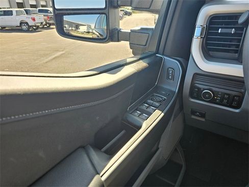 New 2025 Ford F350 XLT w/ Black Appearance Package image 29