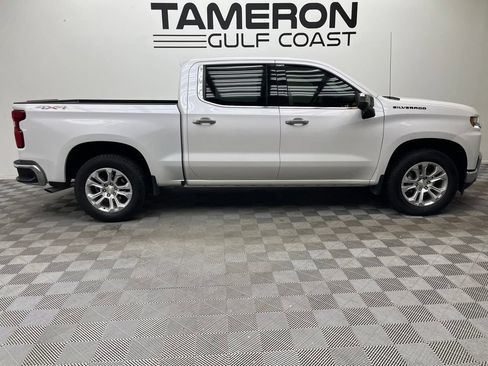 Used 2022 Chevrolet Silverado 1500 LTZ w/ LTZ Premium Package AWD/4WD image 4