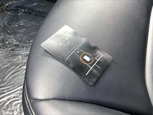 Used 2022 Tesla Model 3 Long Range image 8