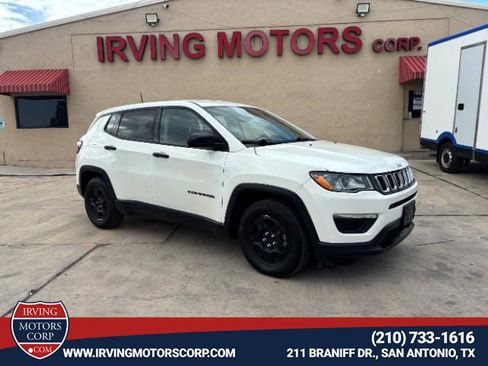 Used 2018 Jeep Compass Sport image 1