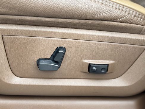 Used 2024 RAM 2500 Limited w/ Safety Group image 21