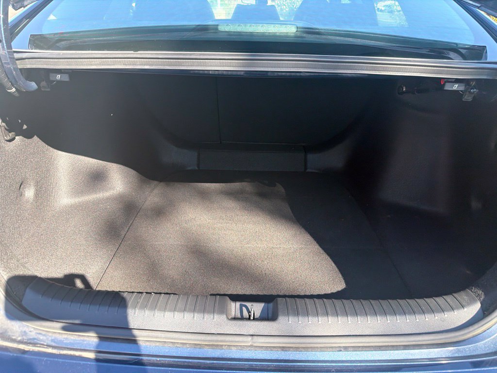 Used 2025 Honda Accord SE image 36
