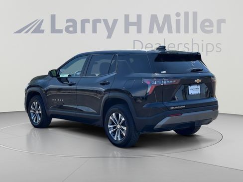 Used 2026 Chevrolet Equinox LT AWD/4WD image 4