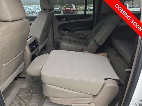Used 2020 Chevrolet Suburban LT AWD/4WD image 9