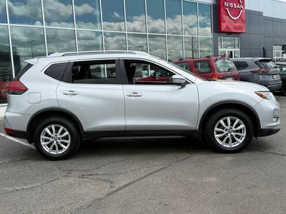 Used 2017 Nissan Rogue SV