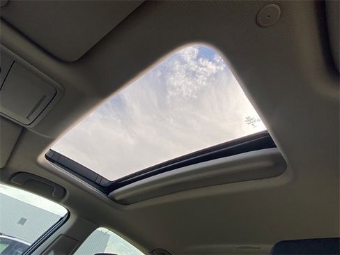 Used 2023 Honda Accord EX image 32