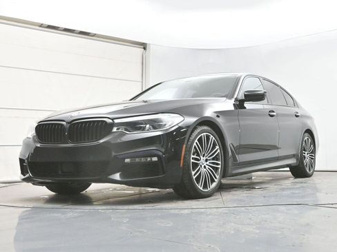 Used 2018 BMW 540i xDrive image 30