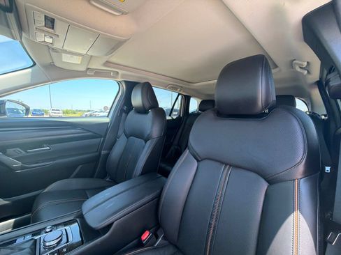 Used 2025 MAZDA CX-50 AWD 2.5 Hybrid w/ Premium Pkg image 11
