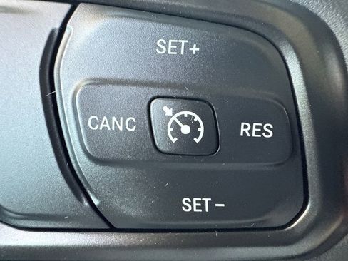 Certified 2023 Jeep Wrangler Unlimited w/ 8.4" Radio Group AWD/4WD image 29
