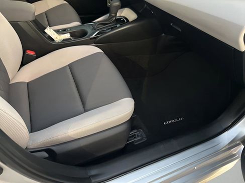 Used 2023 Toyota Corolla LE image 17