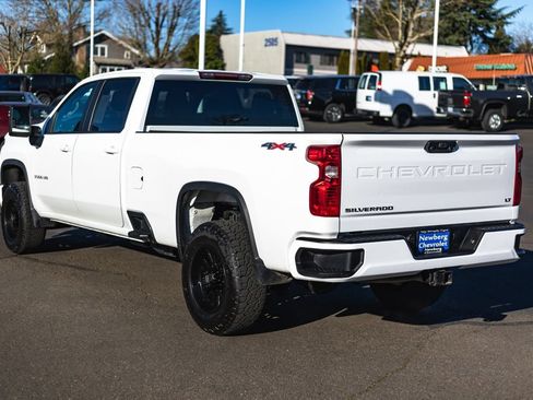 Used 2024 Chevrolet Silverado 3500 LT AWD/4WD image 12