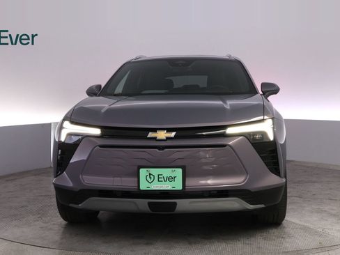 Used 2024 Chevrolet Blazer EV LT AWD/4WD image 12