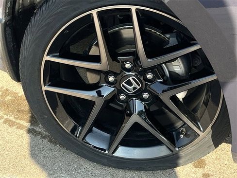 Used 2024 Honda Civic Sport Touring image 10