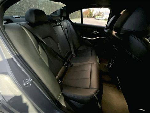 Used 2023 BMW 330i xDrive Sedan w/ Driving Assistance Package image 33