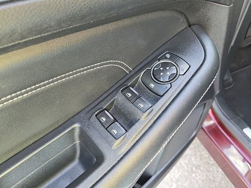 Used 2024 Ford Edge Titanium AWD/4WD image 33