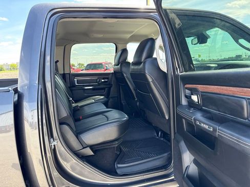 Used 2018 RAM 3500 Laramie AWD/4WD image 13
