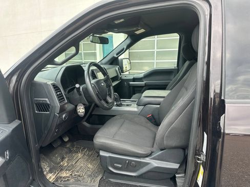 Used 2019 Ford F150 XLT w/ Equipment Group 302A Luxury AWD/4WD image 6
