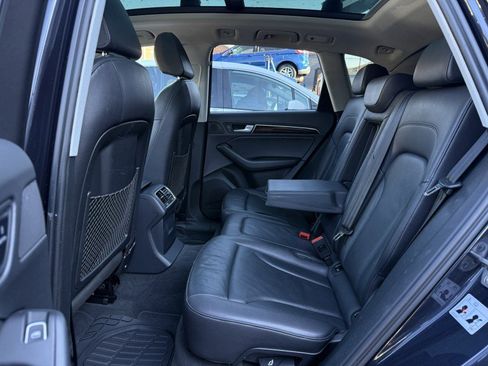 Used 2017 Audi Q5 2.0T Premium image 32