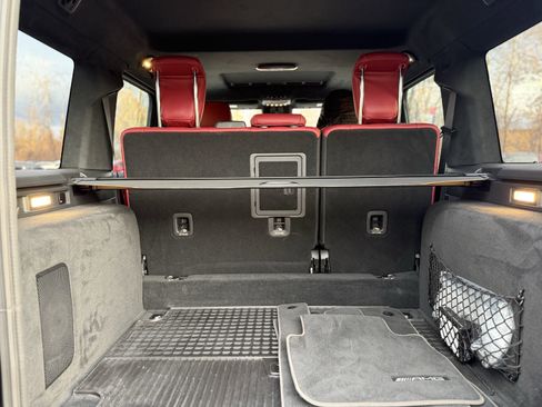 Used 2025 Mercedes-Benz G 63 AMG 4MATIC image 35