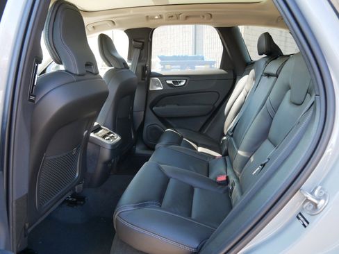 New 2026 Volvo XC60 B5 Ultra w/ Climate Package AWD/4WD image 6