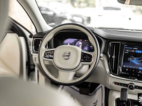 Used 2023 Volvo S60 T8 Plus image 36