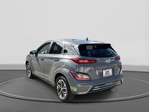 Used 2023 Hyundai Kona SE image 7