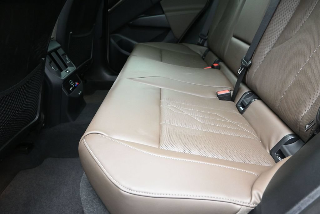 Used 2025 BMW X3 xDrive30i w/ Premium Package AWD/4WD image 16