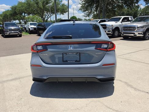 Used 2022 Honda Civic Sport image 7