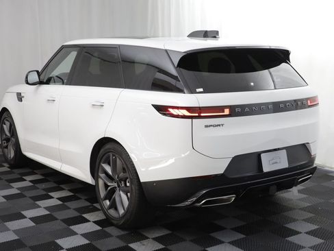 Certified 2026 Land Rover Range Rover Sport SE AWD/4WD image 15