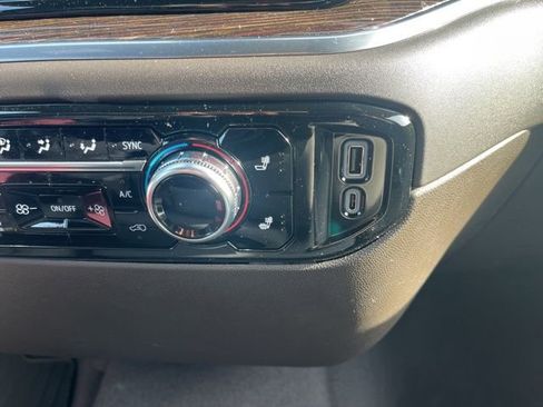 New 2026 GMC Sierra 1500 SLE w/ Preferred Package image 22