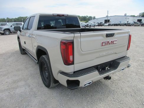 New 2026 GMC Sierra 1500 Denali AWD/4WD image 7