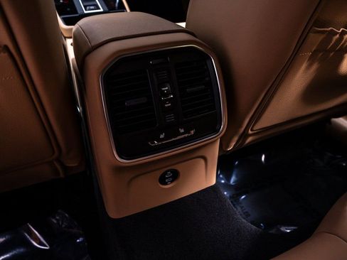 New 2026 Porsche Macan AWD/4WD image 31