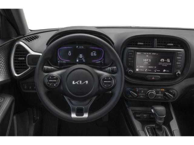 Certified 2025 Kia Soul LX w/ LX Technology Package FWD image 6
