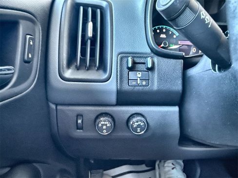 Used 2021 Chevrolet Colorado Z71 image 17