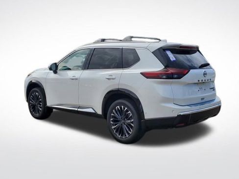 New 2026 Nissan Rogue Platinum w/ Platinum Premium Package image 3