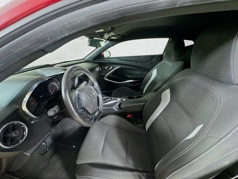 Used 2019 Chevrolet Camaro SS RWD image 12