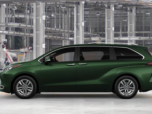 New 2026 Toyota Sienna Limited FWD image 4