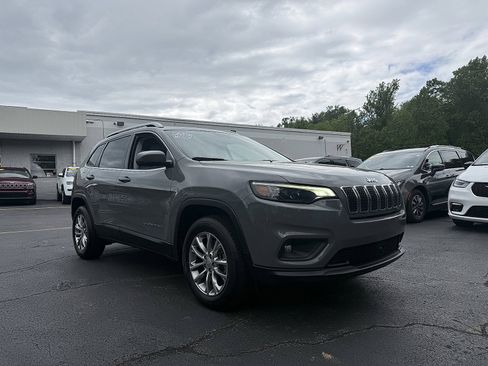 Used 2021 Jeep Cherokee Latitude Lux AWD/4WD image 7