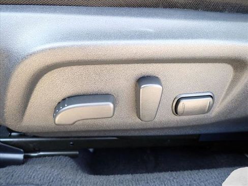 Used 2019 Subaru Outback 2.5i Premium image 14