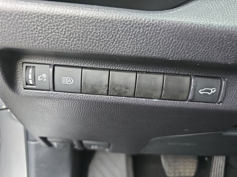 Used 2025 Toyota RAV4 XLE image 26