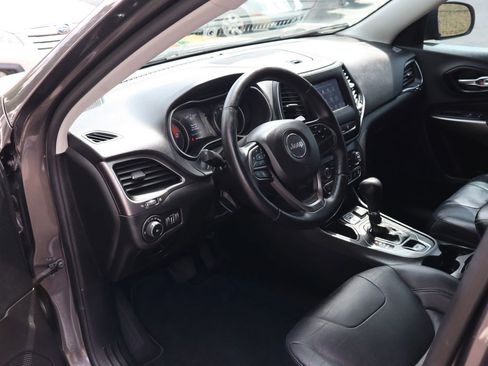 Used 2021 Jeep Cherokee Latitude Lux w/ Sun & Sound Group FWD image 8