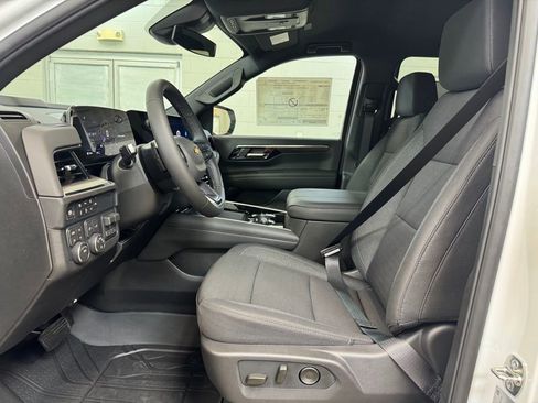 New 2026 Chevrolet Suburban LS AWD/4WD image 12