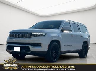 Certified 2022 Jeep Grand Wagoneer Series III w/ Flexible Seating Group AWD/4WD video 1